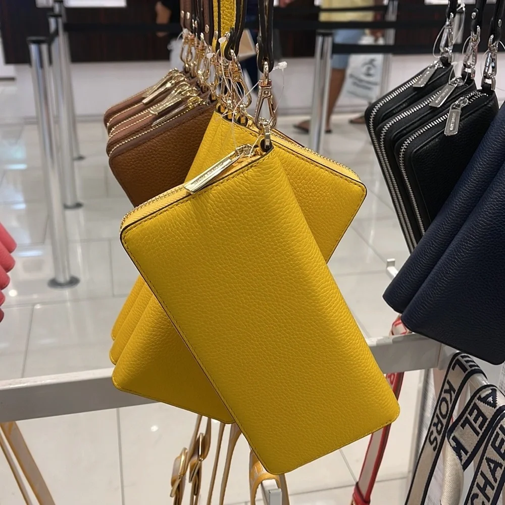 Michael Kors Jet Set Travel Large Travel CONTINENTAL BUTTER